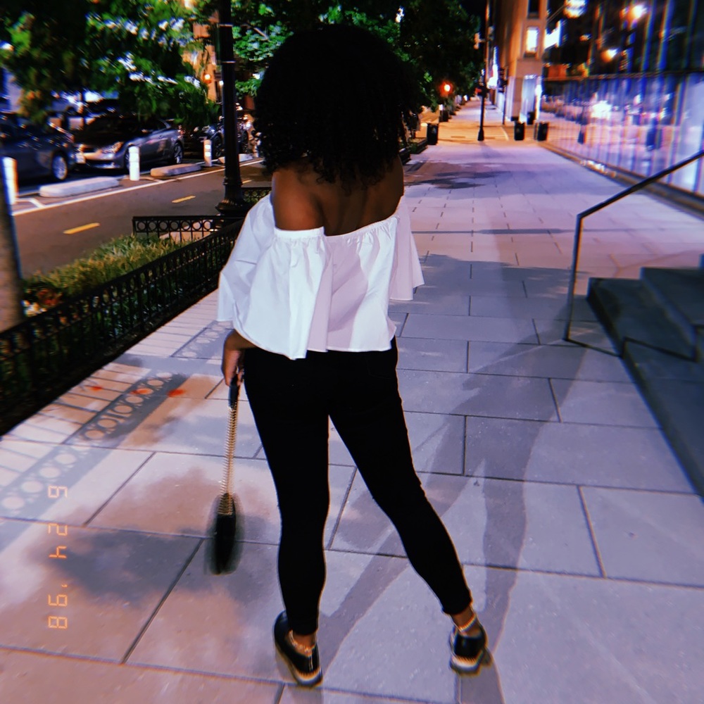 Meet your Posher, Ana